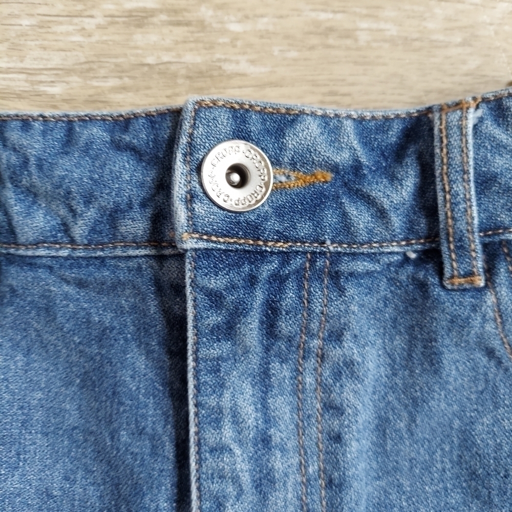 Cropp Cute Distressed Denim Shorts - Picture 4 of 11